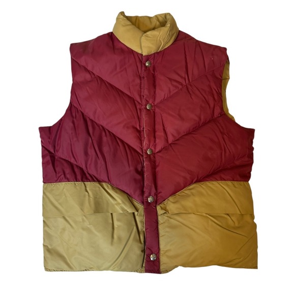 Vtg Rainier Mens 42R L Puffer Vest Quilted‎ Sleeveless Casual Red Tan Mens 42R L - Picture 1 of 11